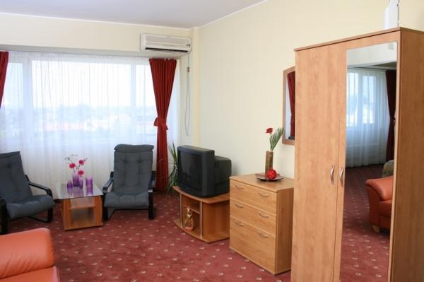 Hotel Calarasi Εξωτερικό φωτογραφία